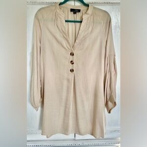 Suzanne Betro Blouse Size XL 100 % Rayon In Pristine Condition